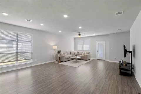 Living - 1925 Viva Rd, Bryan, TX 77807 photo 2 of 3