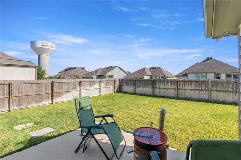 Exterior - 1925 Viva Rd, Bryan, TX 77807 photo 3 of 3