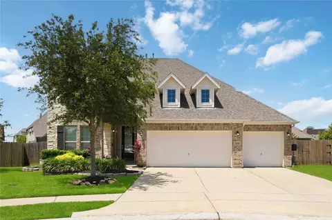 1835 Mountain Breeze Ct, Dickinson, TX 77539