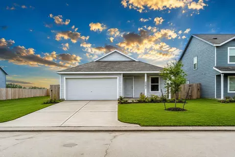 25637 Rose Creek Dr, Cleveland, TX 77328