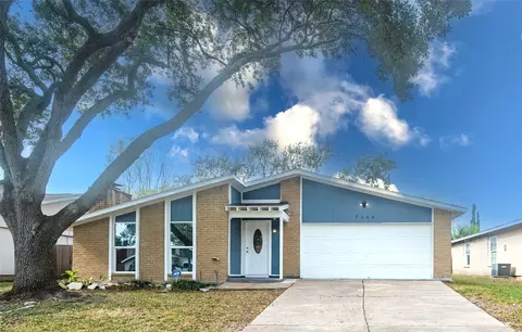 7206 La Granada Dr, Houston, TX 77083