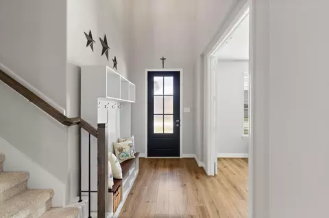 Entry Way - 3541 Cherrybark Gable Ln, Spring, TX 77386 photo 2 of 5