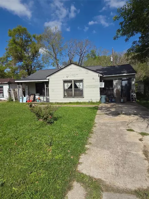 7314 Forrestal St, Houston, TX 77033