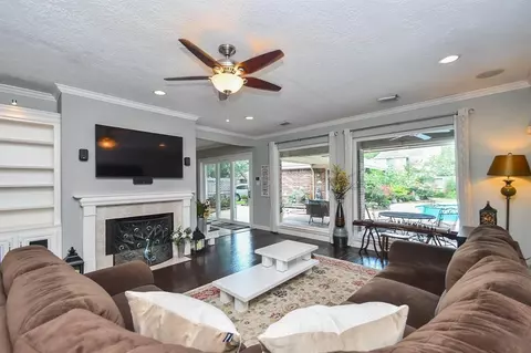 7103 Adobe Meadows Ct, Sugar Land, TX 77479