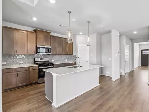 5228 Redbud Valley Dr, Pearland, TX 77584