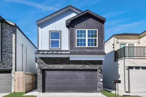 8121 Venus St, Houston, TX 77088