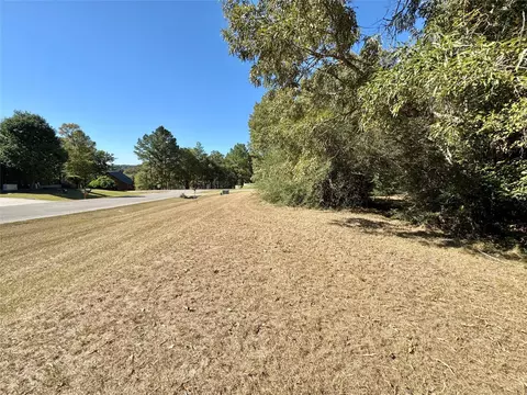 7 Sunny Hill Dr, Huntsville, TX 77340