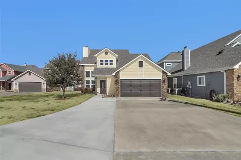300 Weavers Cv, Livingston, TX 77351