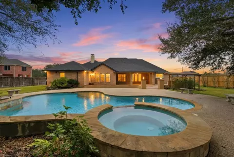 17003 Bowdin Crest Dr, Cypress, TX 77433