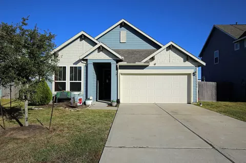 13346 Pecan Trails Dr, Santa Fe, TX 77510