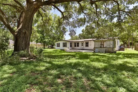 Exterior - 1202 Mac Dr, Sweeny, TX 77480 photo 2 of 4