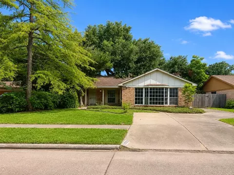 1023 Beaver Bend Rd, Houston, TX 77088