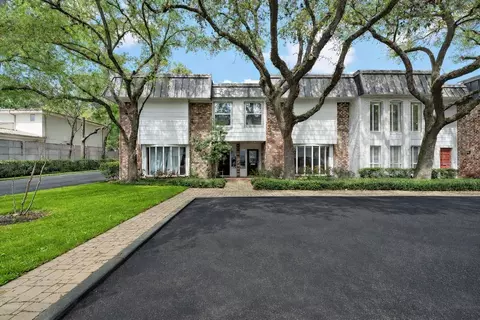 8954 Chatsworth Dr, Houston, TX 77024