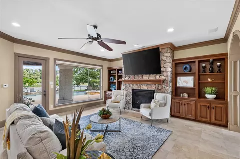 Living - 26 Post Shadow Estate Dr, Spring, TX 77389 photo 4 of 4