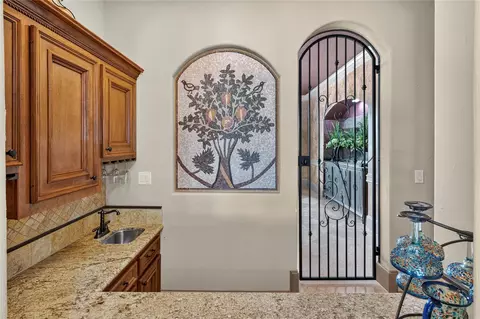 Entry Way - 26 Post Shadow Estate Dr, Spring, TX 77389 photo 3 of 6