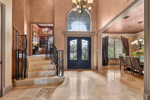 Entry Way - 26 Post Shadow Estate Dr, Spring, TX 77389 photo 2 of 6