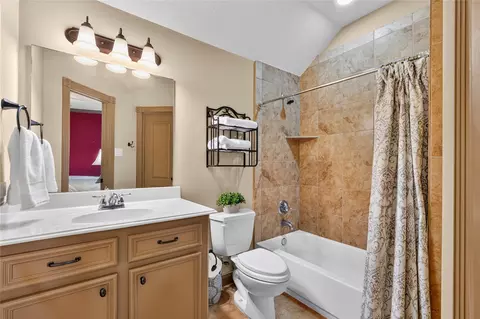 Bath - 26 Post Shadow Estate Dr, Spring, TX 77389 photo 6 of 6
