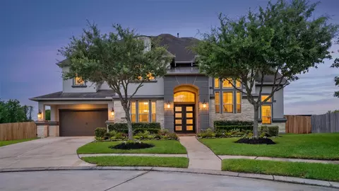 940 Gadston Park Ln, Friendswood, TX 77546
