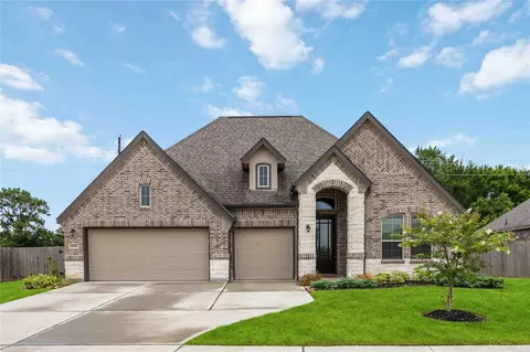 15538 Blue Lake Dr, Mont Belvieu, TX 77523