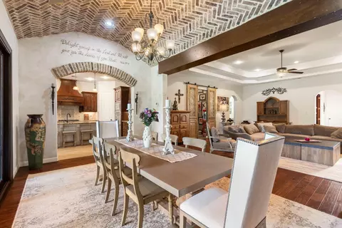 Dining - 27210 Cass Ct, Spring, TX 77386 photo 3 of 4