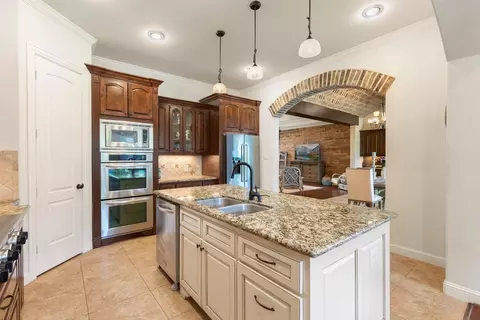 Kitchen - 27210 Cass Ct, Spring, TX 77386 photo 3 of 5