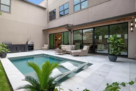 4007 Portsmouth Ave, Houston, TX 77027