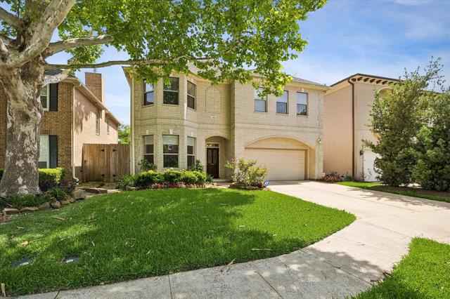4413 Darsey St, Bellaire, TX 77401