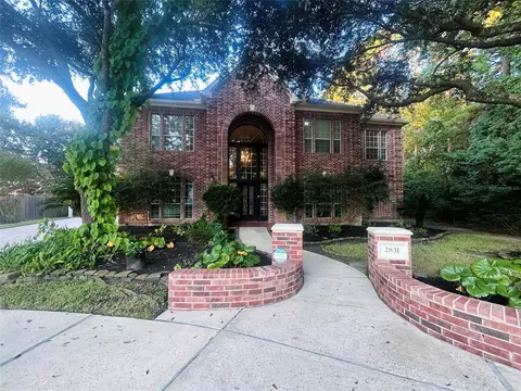 2831 Hazy Hillside Ct, Kingwood, TX 77345