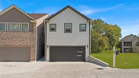 118 Capetown Cir, Montgomery, TX 77356