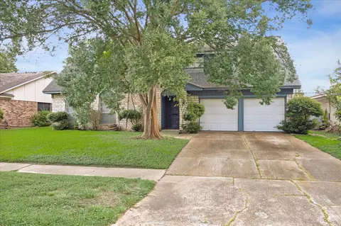 8926 Willow Meadow Dr, Houston, TX 77031