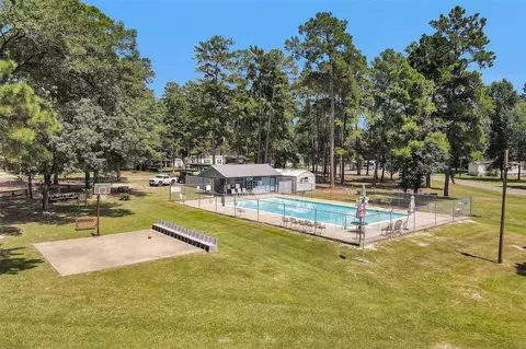 308 N Point Dr, Trinity, TX 75862 photo 19