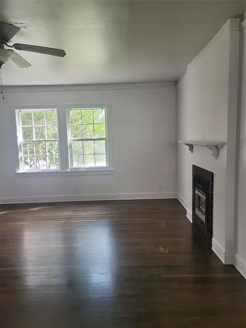 5614 Chartres St #5, Houston, TX 77004