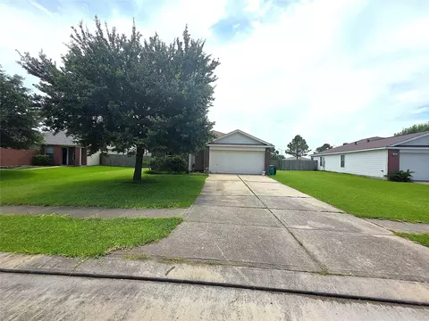 6926 Garnet Trail Ln, Richmond, TX 77469