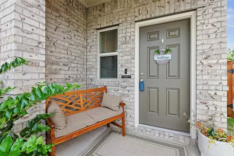 Exterior - 16106 Elbridge Ct, Conroe, TX 77302 photo 4 of 8