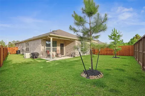 Exterior - 16106 Elbridge Ct, Conroe, TX 77302 photo 5 of 8