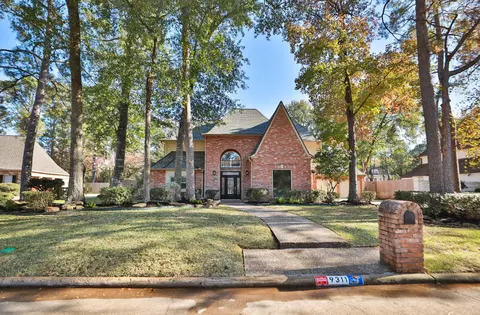 9311 Windrush Dr, Spring, TX 77379 photo 1