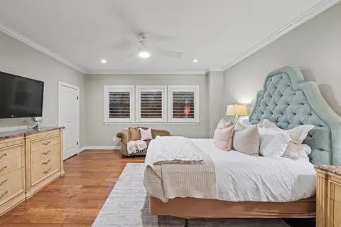 Bedroom - 22 Watertree Ct, Spring, TX 77380 photo 3 of 5
