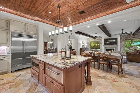 Kitchen - 22 Watertree Ct, Spring, TX 77380 photo 2 of 4