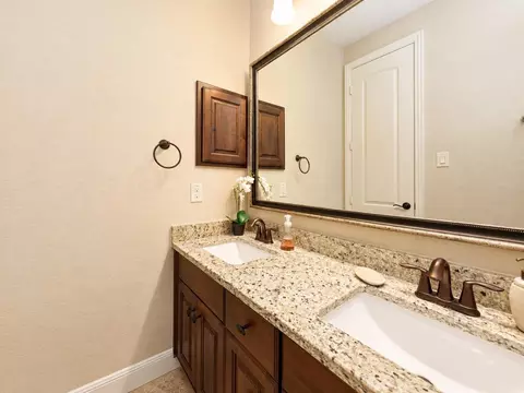 Bath - 3718 Pinebrook Hollow Ln, Spring, TX 77386 photo 1 of 5