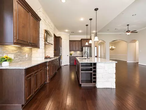 Kitchen - 3718 Pinebrook Hollow Ln, Spring, TX 77386 photo 1 of 5