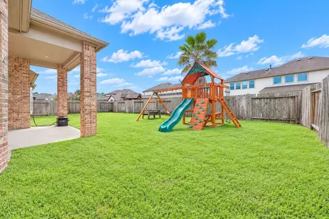 Exterior - 3718 Pinebrook Hollow Ln, Spring, TX 77386 photo 10 of 11
