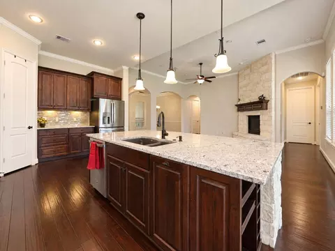Kitchen - 3718 Pinebrook Hollow Ln, Spring, TX 77386 photo 2 of 5