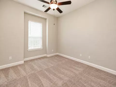 Bedroom - 3718 Pinebrook Hollow Ln, Spring, TX 77386 photo 4 of 6