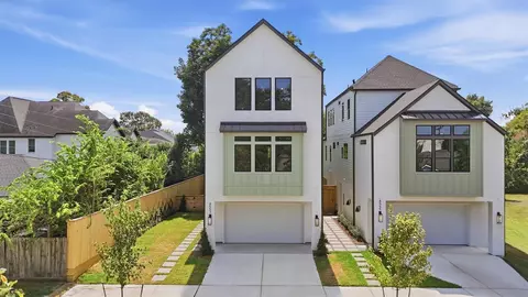 8553 Forum Dr, Houston, TX 77055