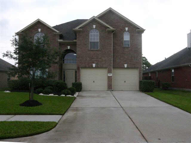 19910 Castlegreen Dr, Spring, TX 77388 photo 1