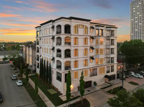 2221 Welch St #401, Houston, TX 77019