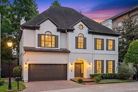 2 Pinewold Ct, Houston, TX 77056