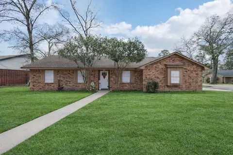100 Montrose Cir, Conroe, TX 77301