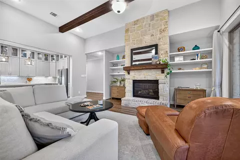 Living - 12469 Pebble View Dr, Conroe, TX 77304 photo 1 of 2
