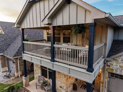 Exterior - 12469 Pebble View Dr, Conroe, TX 77304 photo 8 of 10